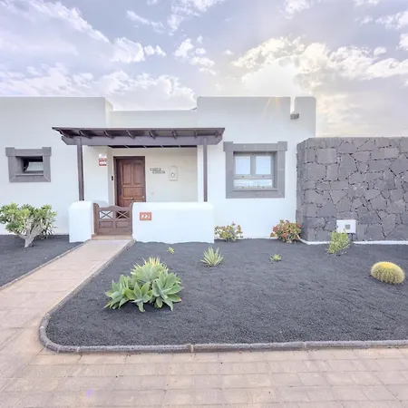 Casa Carla 普拉亚布兰卡